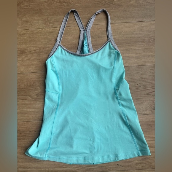 Lululemon Singlet Tank - Picture 2 of 5